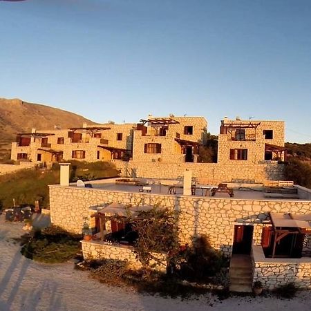 Ville Du Soleil - Exclusive Homes With Rustic Charm And Sensational Views Of The Mediterranean Sea มากรีเยียลอส ภายนอก รูปภาพ