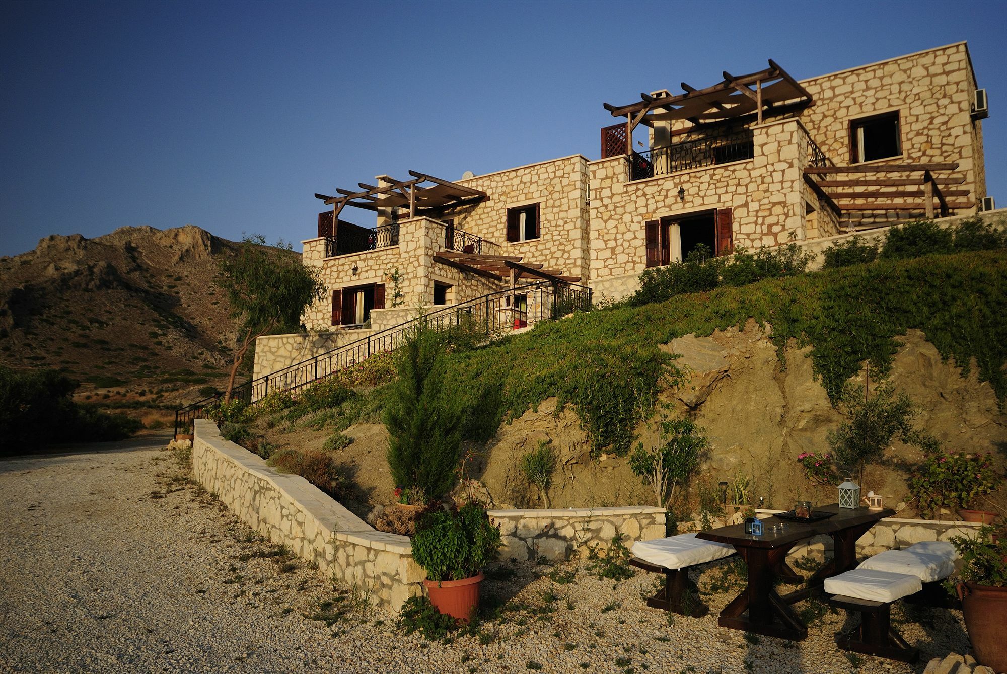 Ville Du Soleil - Exclusive Homes With Rustic Charm And Sensational Views Of The Mediterranean Sea มากรีเยียลอส ภายนอก รูปภาพ
