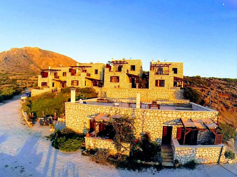 Ville Du Soleil - Exclusive Homes With Rustic Charm And Sensational Views Of The Mediterranean Sea มากรีเยียลอส ภายนอก รูปภาพ